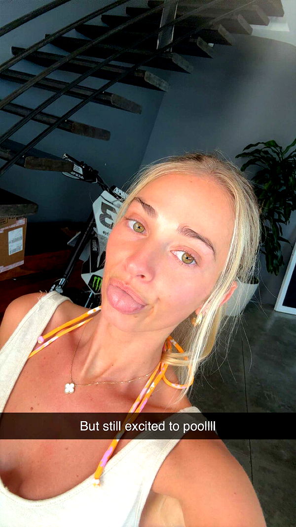 alexaadams30 image ~ Altpins