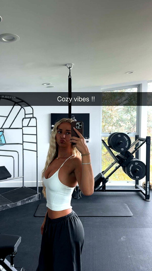 alexaadams30 image ~ Altpins