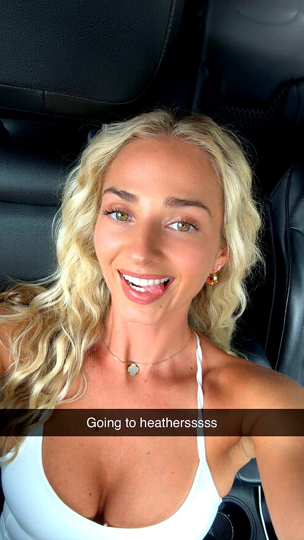 alexaadams30 image ~ Altpins