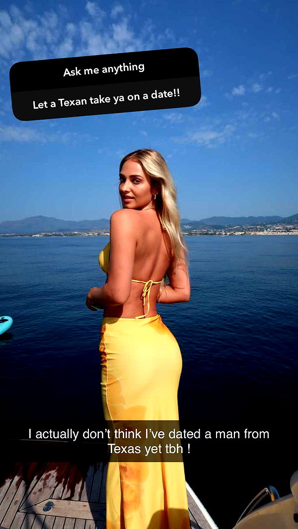 alexaadams30 image ~ Altpins