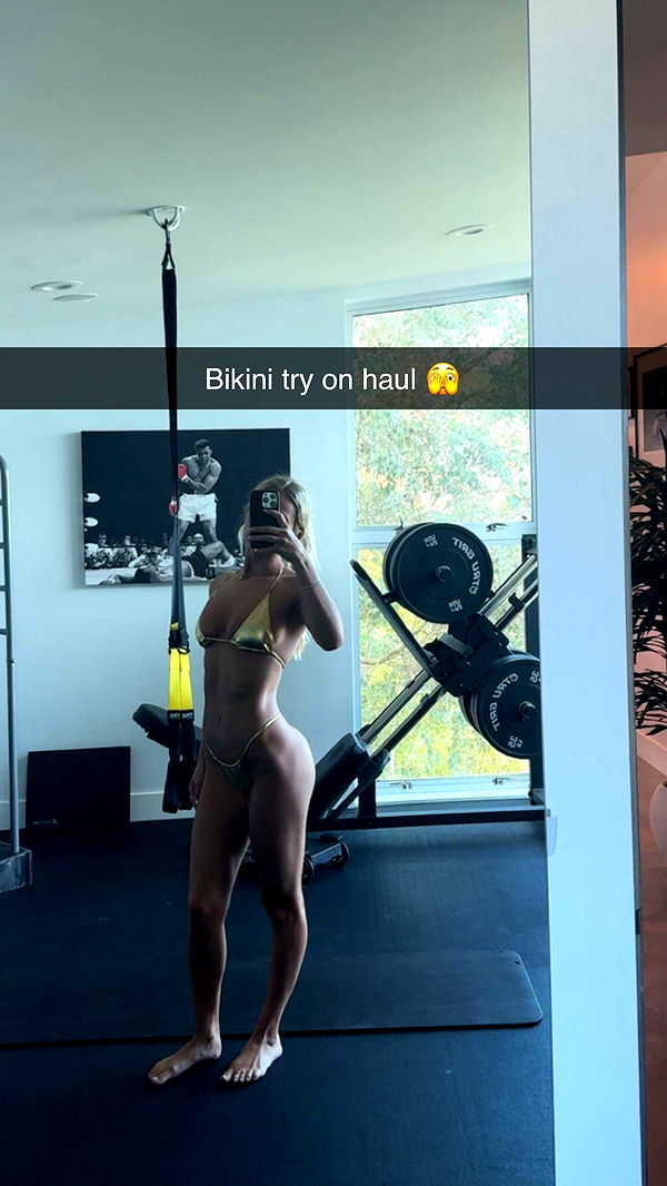 alexaadams30 image ~ Altpins