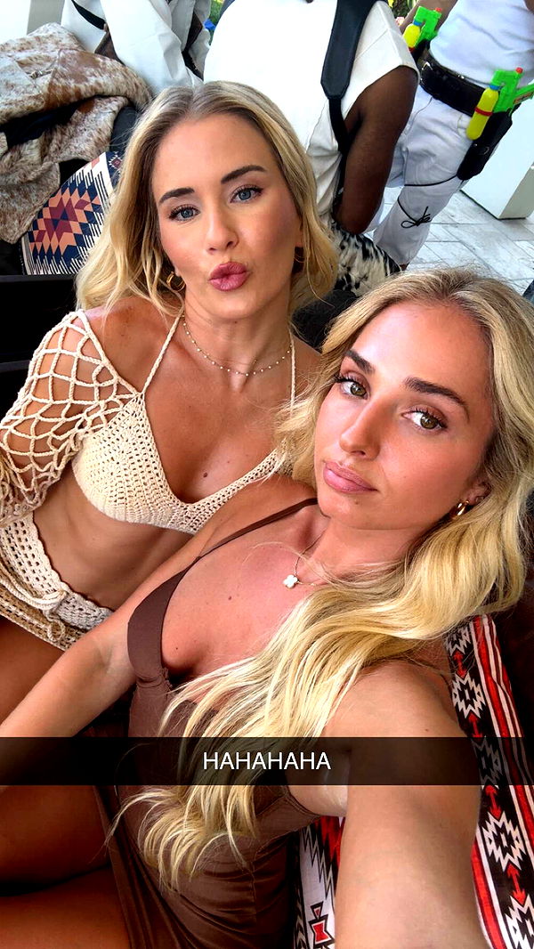 alexaadams30 image ~ Altpins