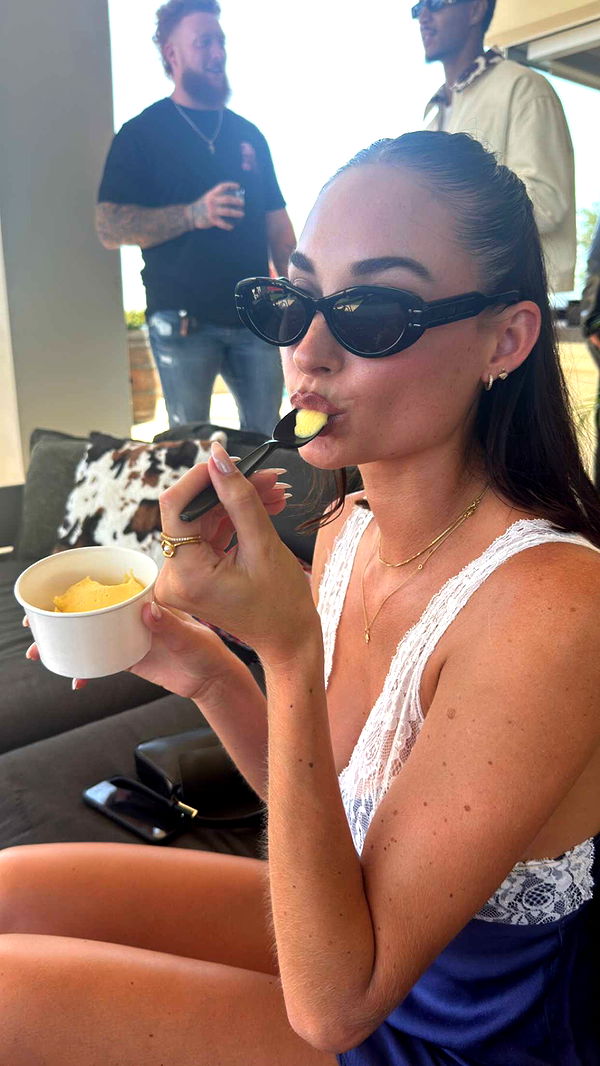 alexaadams30 image ~ Altpins