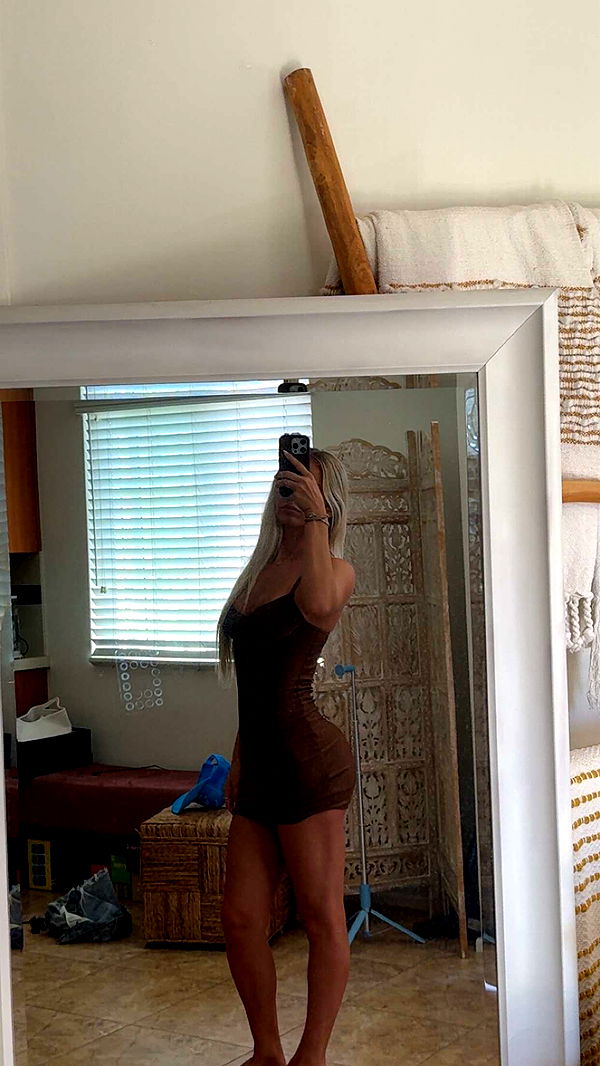 alexaadams30 image ~ Altpins