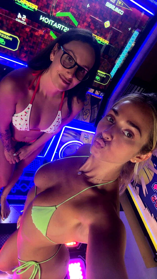 alexaadams30 image ~ Altpins