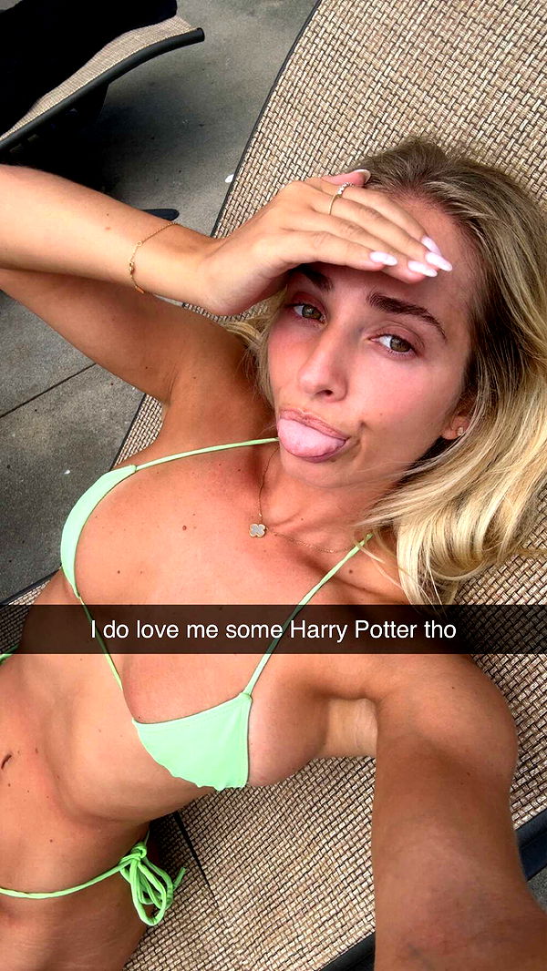 alexaadams30 image ~ Altpins