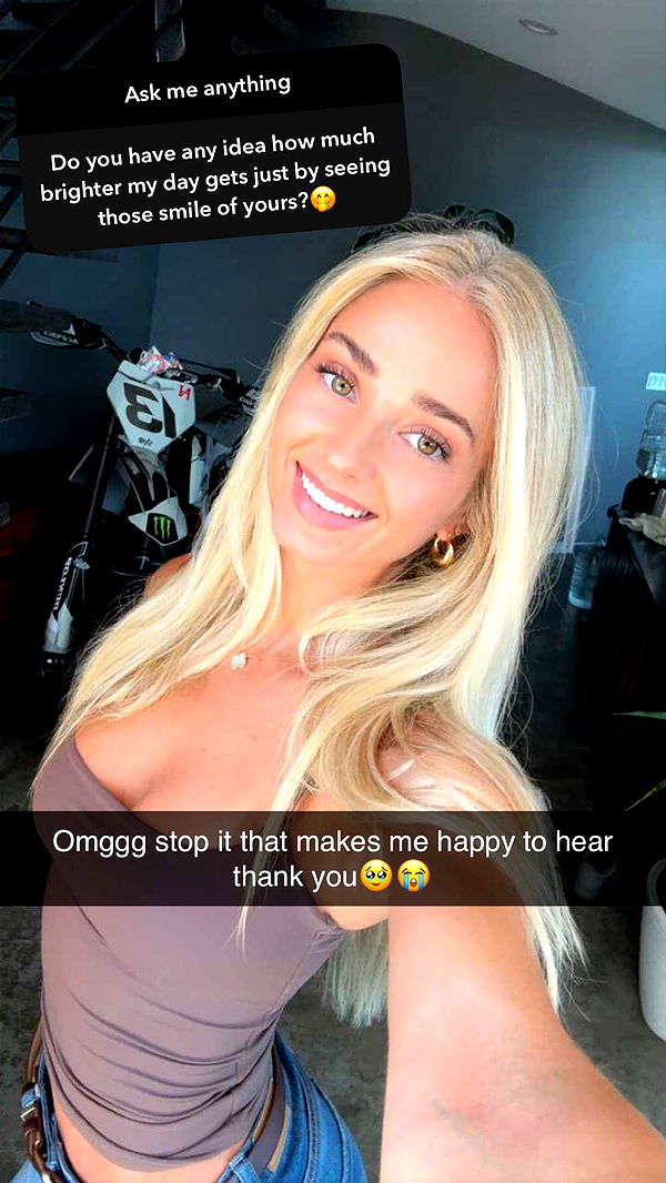 alexaadams30 image ~ Altpins