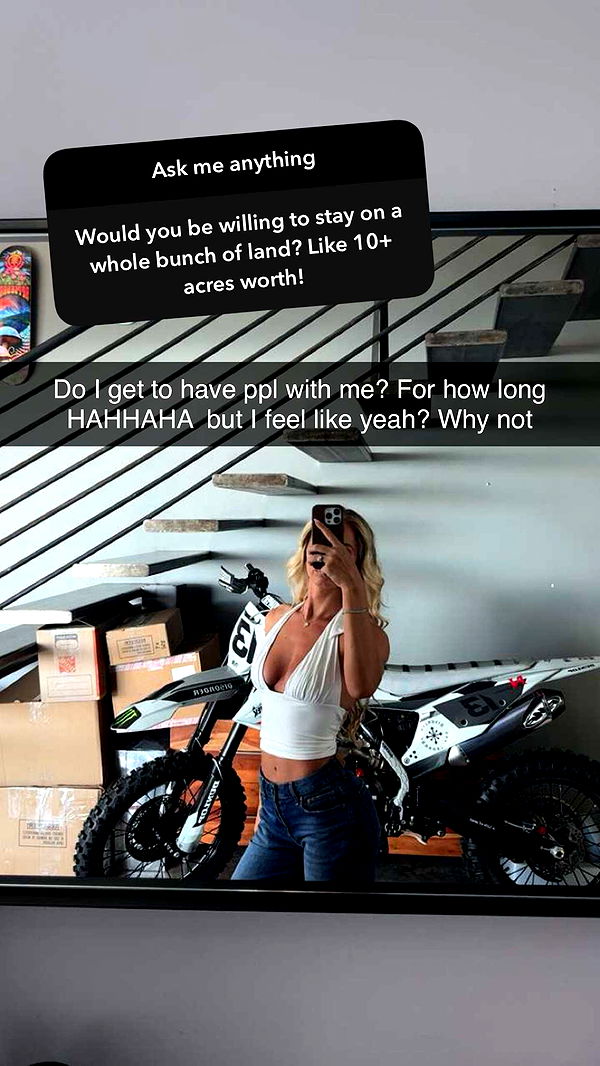 alexaadams30 image ~ Altpins