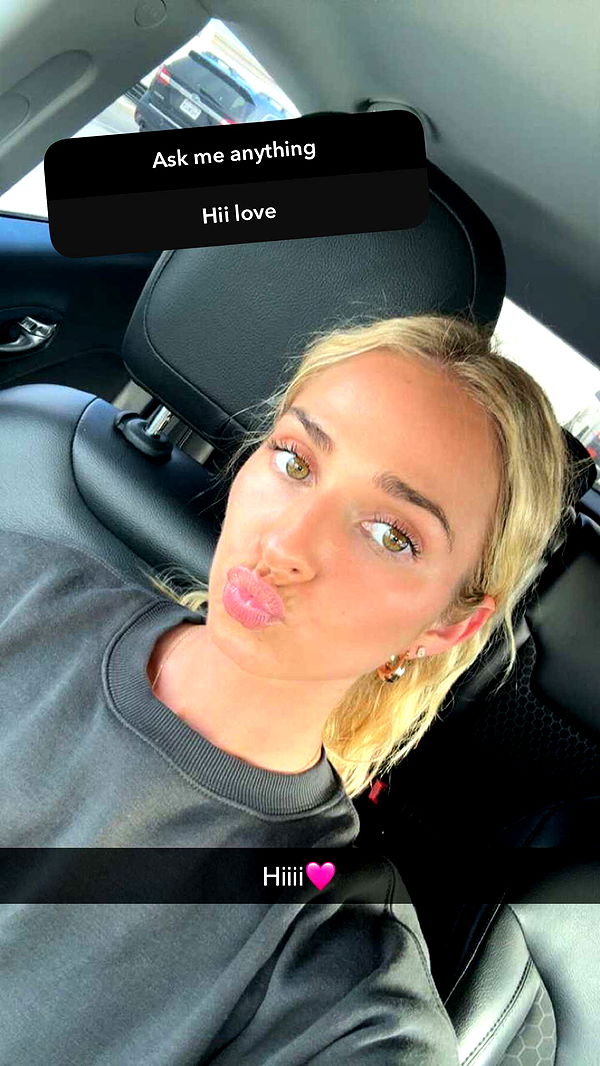 alexaadams30 image ~ Altpins