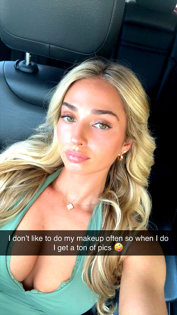 alexaadams30 image ~ Altpins