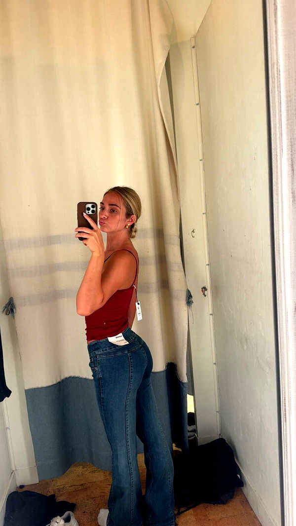 alexaadams30 image ~ Altpins