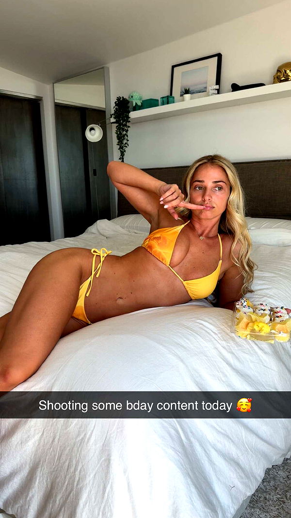 alexaadams30 image ~ Altpins