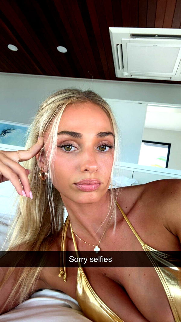 alexaadams30 image ~ Altpins