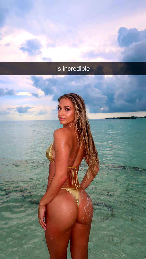 alexaadams30 image ~ Altpins