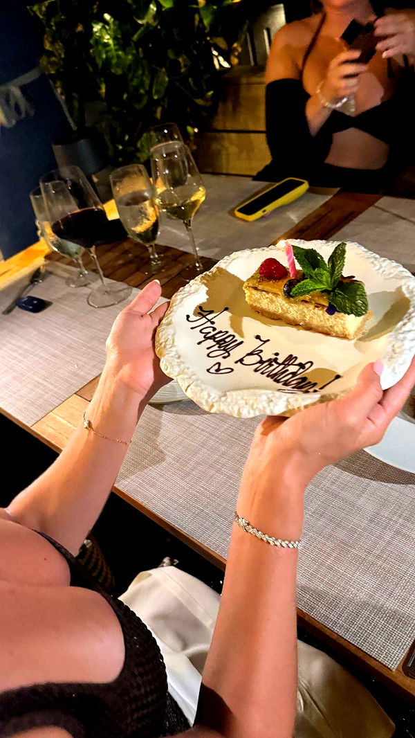 alexaadams30 image ~ Altpins