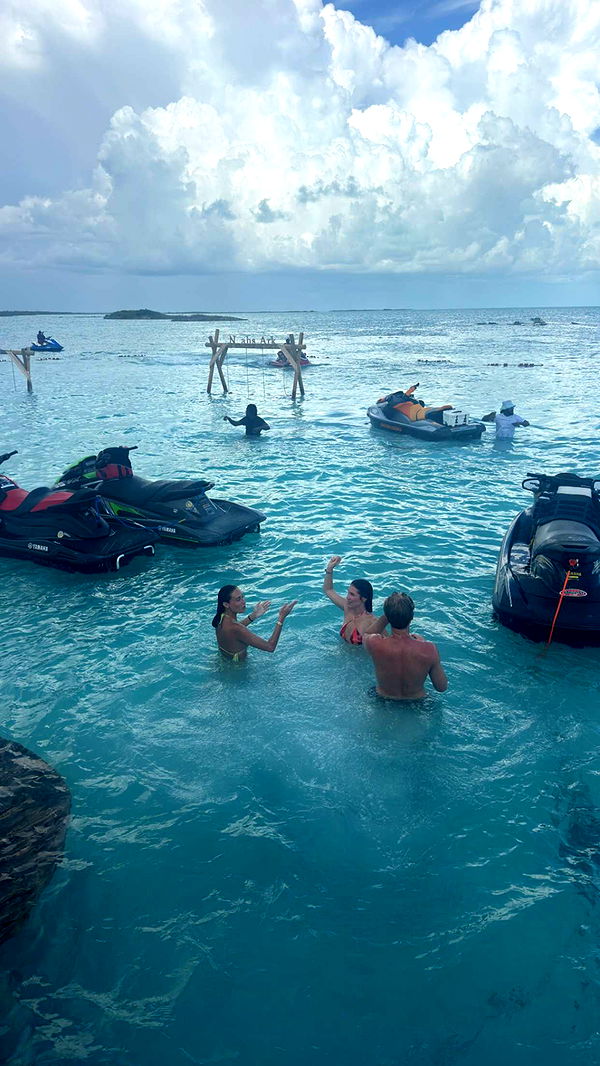 alexaadams30 image ~ Altpins