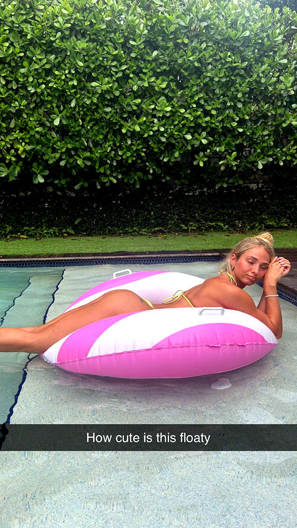 alexaadams30 image ~ Altpins