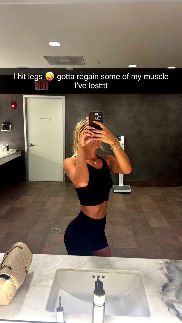 alexaadams30 image ~ Altpins