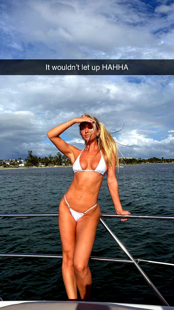 alexaadams30 image ~ Altpins