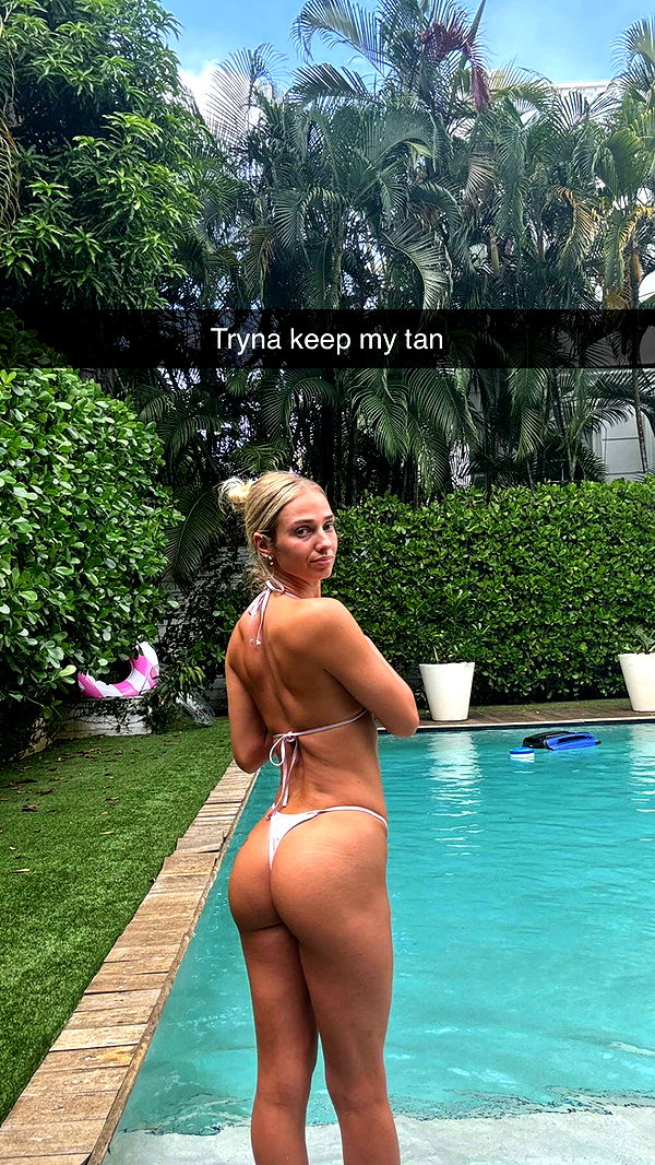 alexaadams30 image ~ Altpins