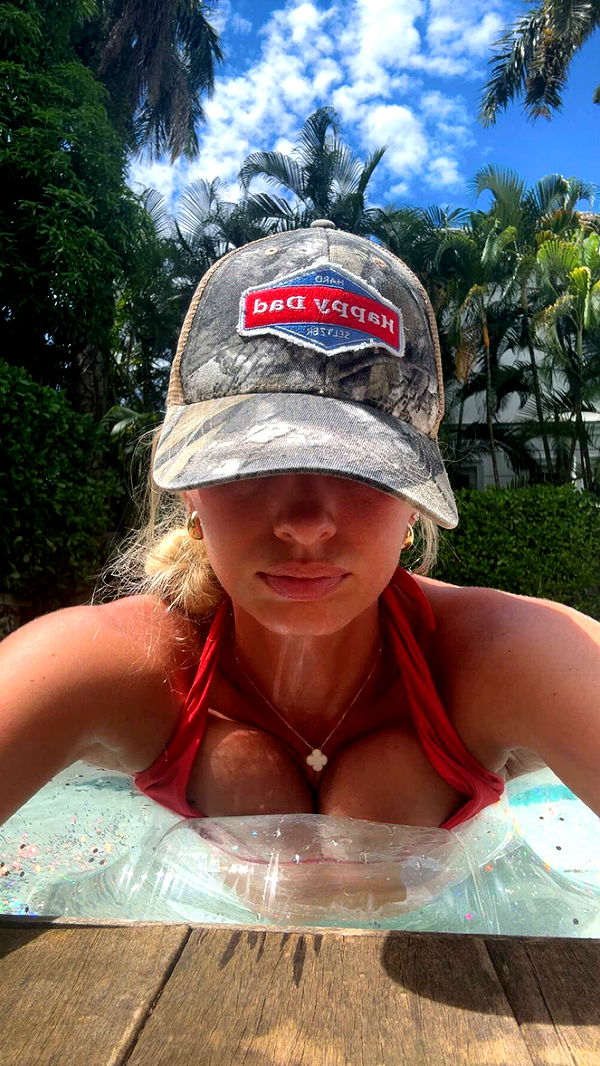 alexaadams30 image ~ Altpins