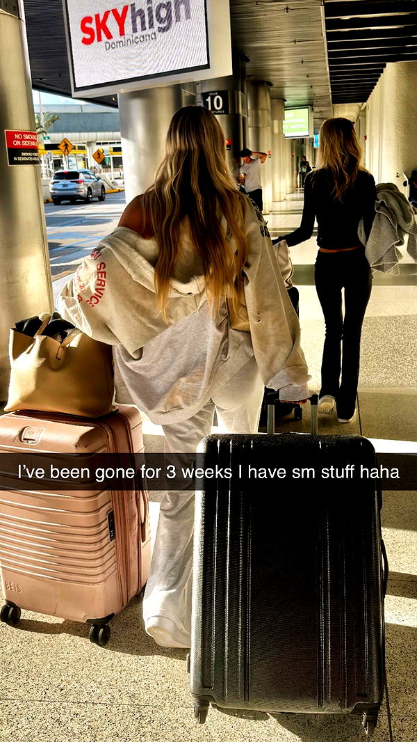 alexaadams30 image ~ Altpins