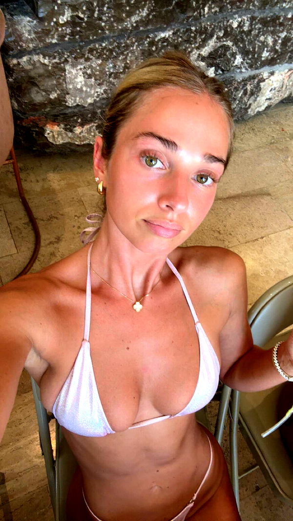 alexaadams30 image ~ Altpins