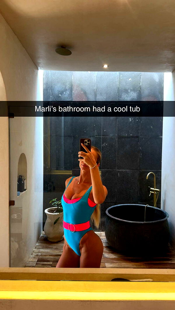 alexaadams30 image ~ Altpins