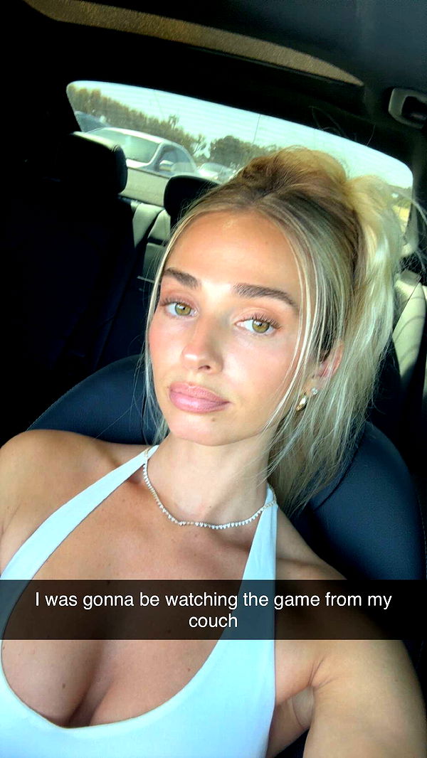 alexaadams30 image ~ Altpins