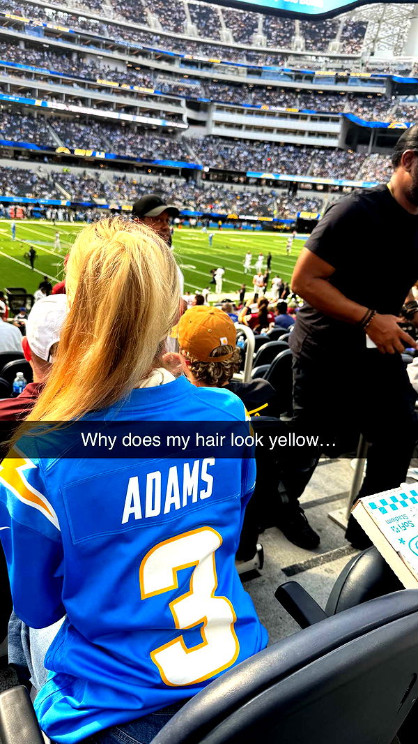 alexaadams30 image ~ Altpins