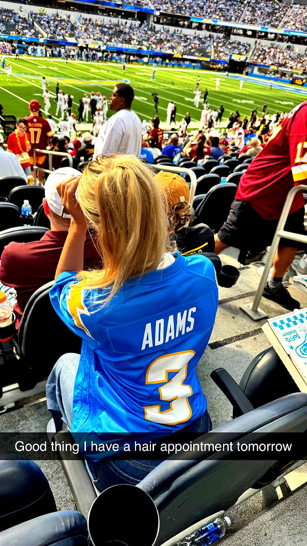 alexaadams30 image ~ Altpins