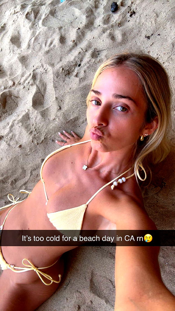 alexaadams30 image ~ Altpins