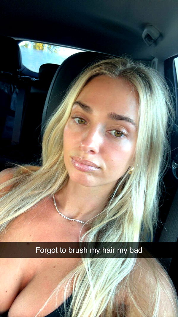 alexaadams30 image ~ Altpins