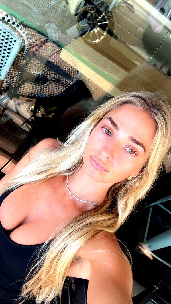 alexaadams30 image ~ Altpins