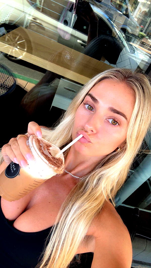 alexaadams30 image ~ Altpins