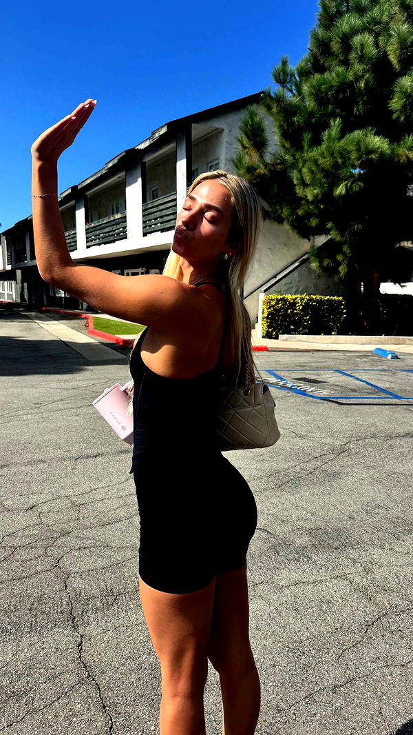 alexaadams30 image ~ Altpins