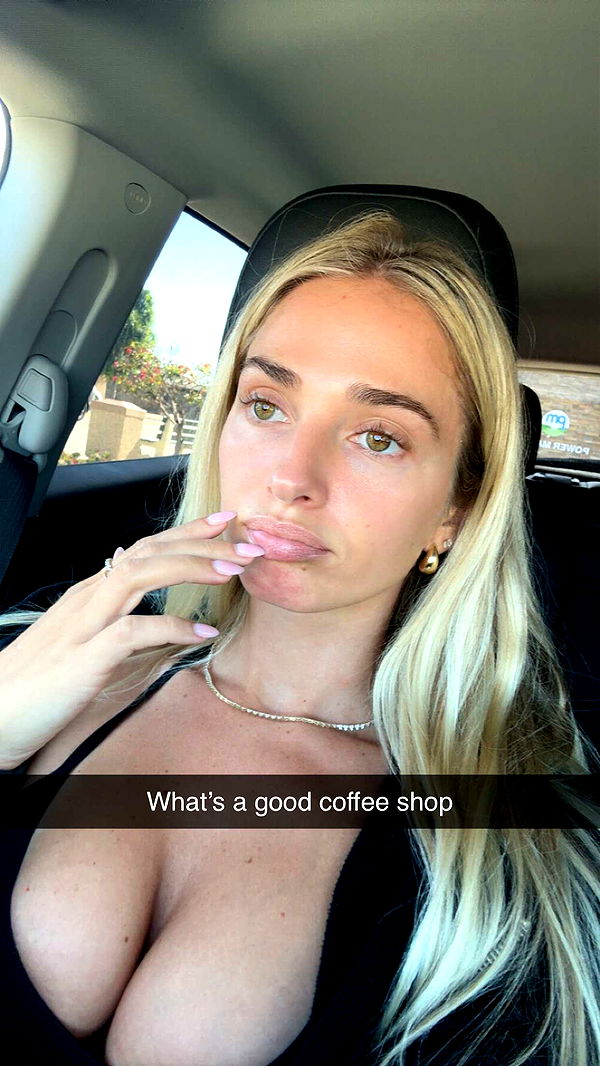 alexaadams30 image ~ Altpins