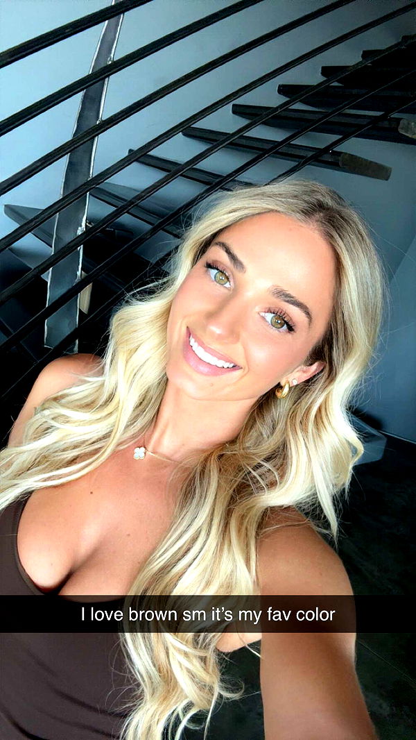 alexaadams30 image ~ Altpins