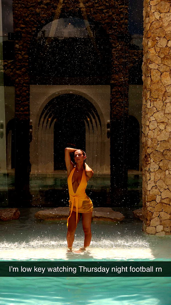 alexaadams30 image ~ Altpins