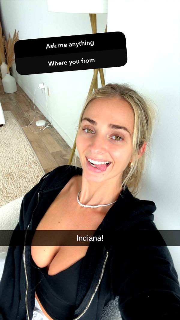 alexaadams30 image ~ Altpins