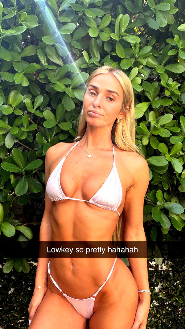 alexaadams30 image ~ Altpins