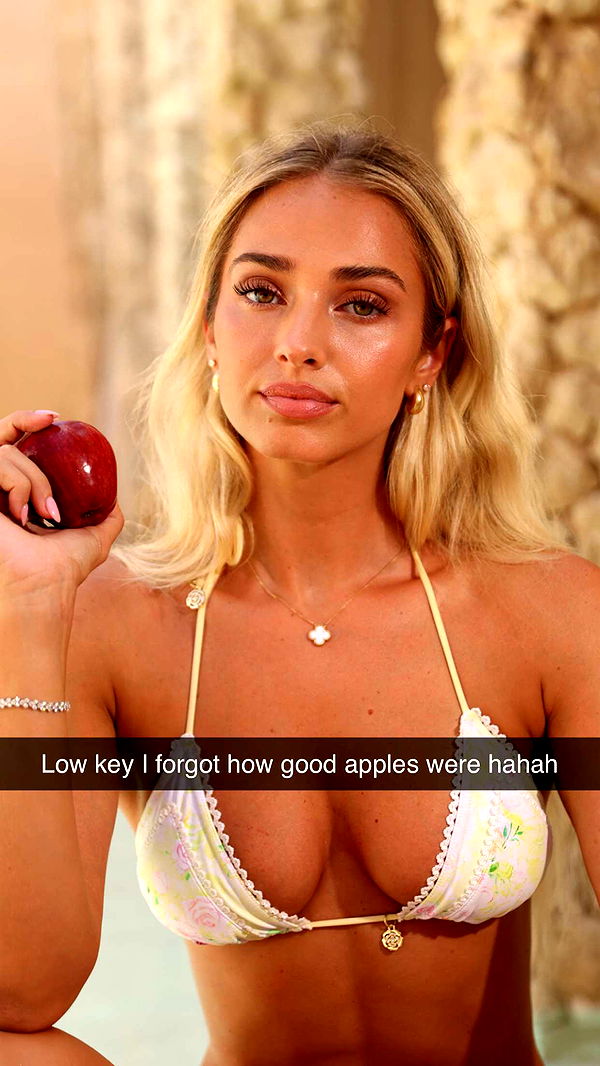 alexaadams30 image ~ Altpins