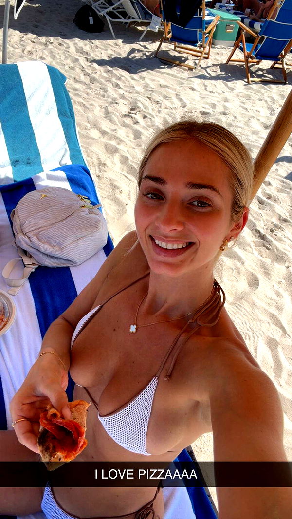 alexaadams30 image ~ Altpins