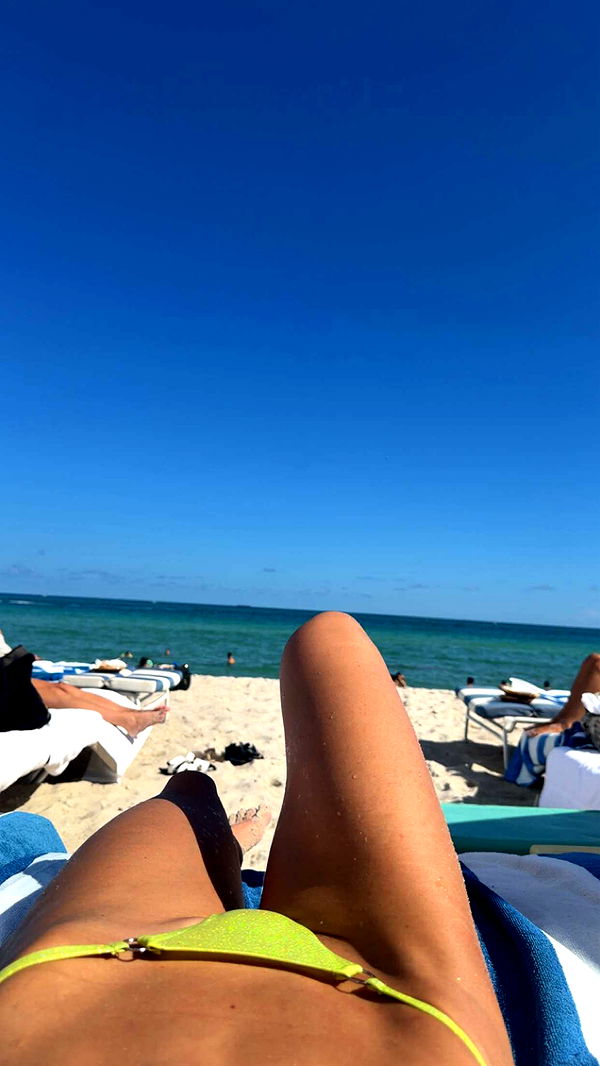 alexaadams30 image ~ Altpins