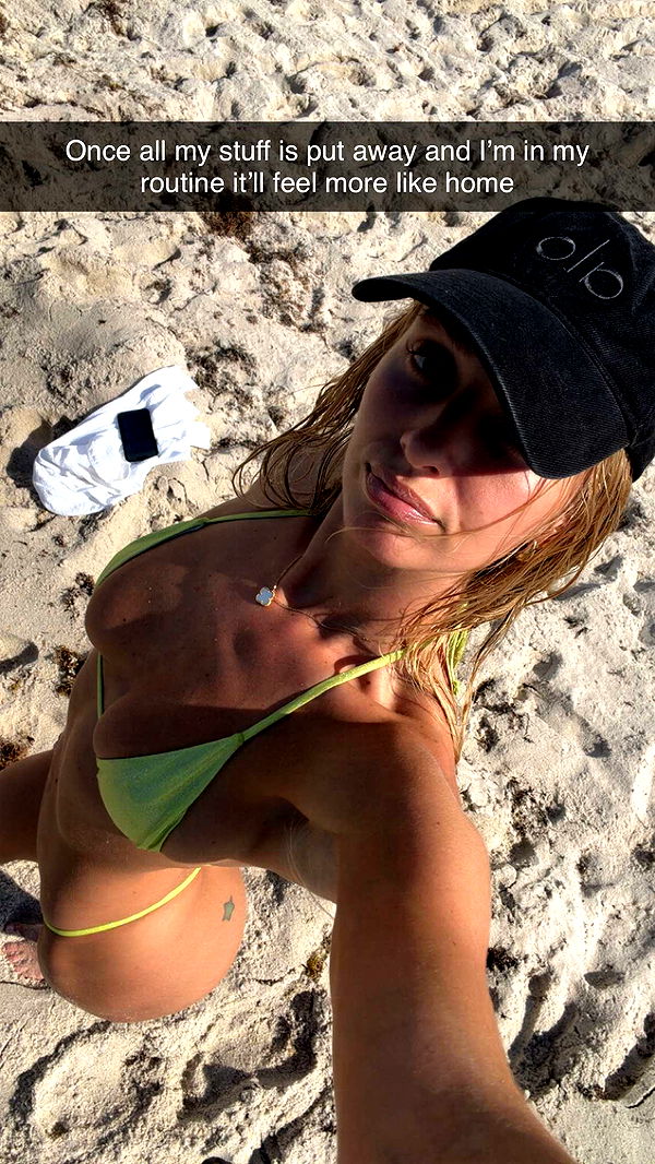 alexaadams30 image ~ Altpins