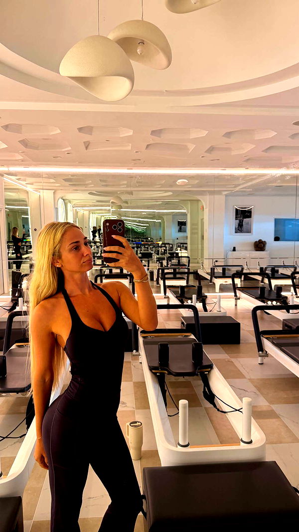 alexaadams30 image ~ Altpins