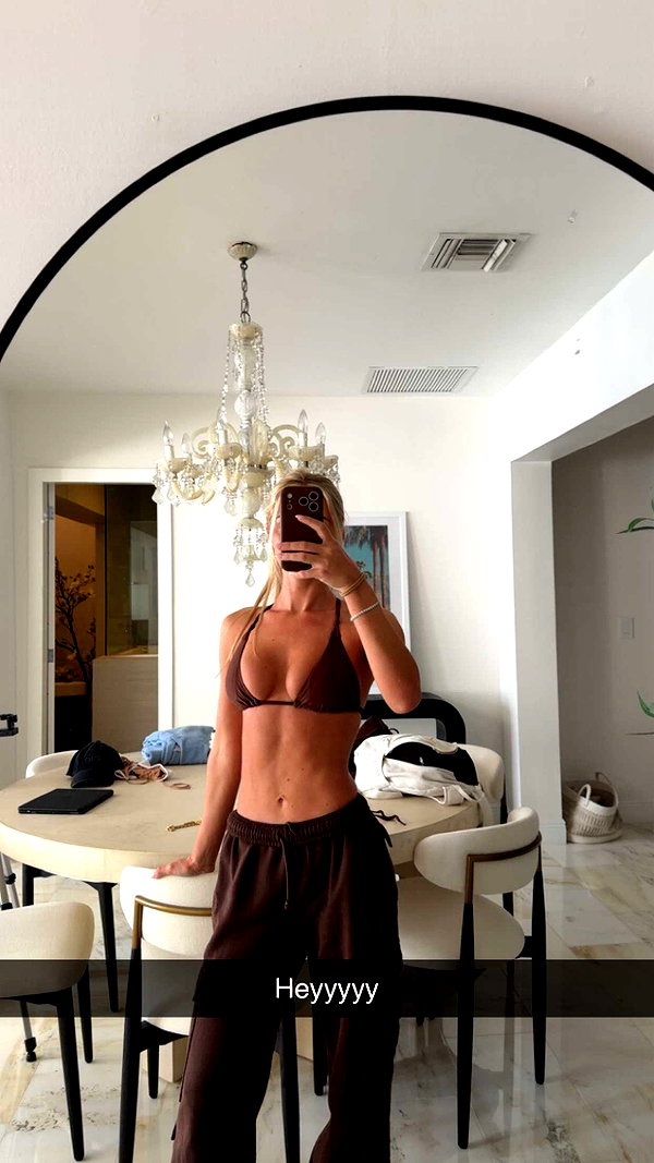 alexaadams30 snapchat image archive image