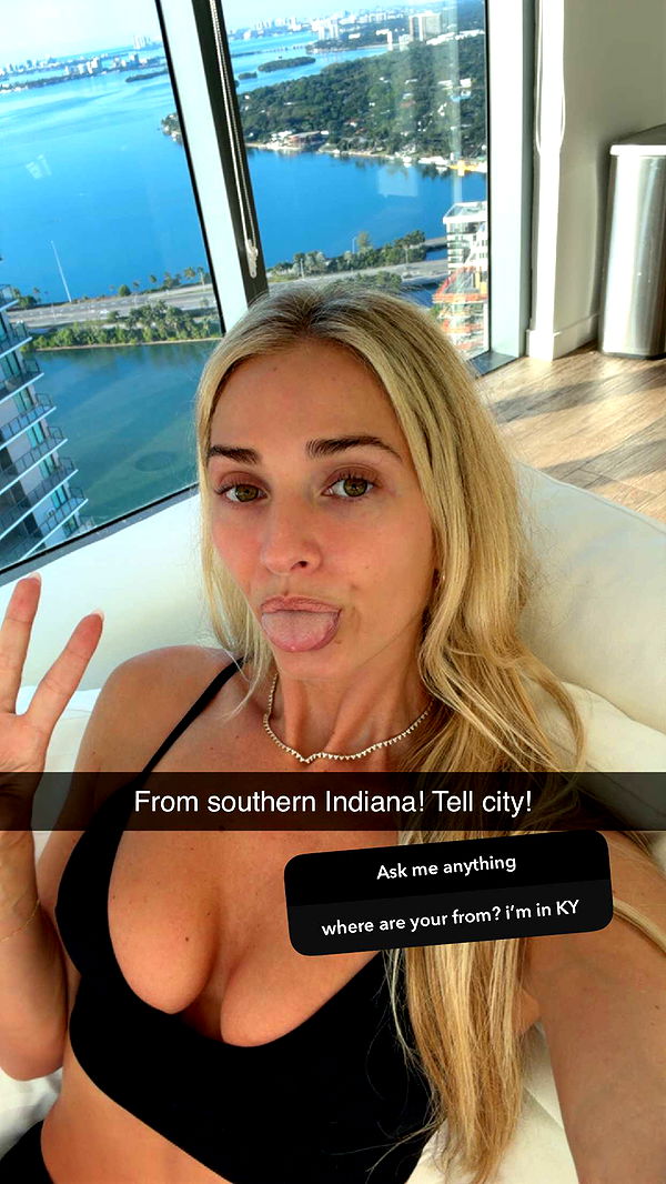 alexaadams30 image ~ Altpins