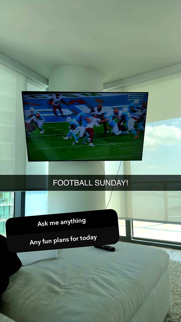 alexaadams30 image ~ Altpins