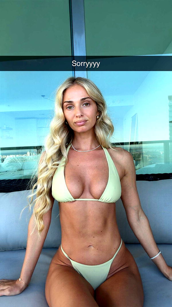 alexaadams30 image ~ Altpins